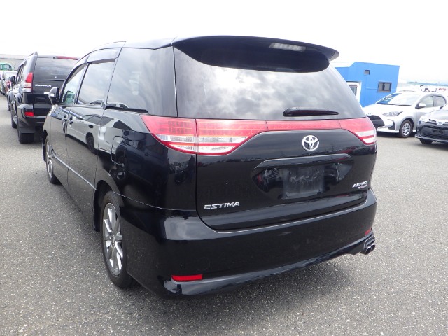 2006 Toyota Estima S-Package